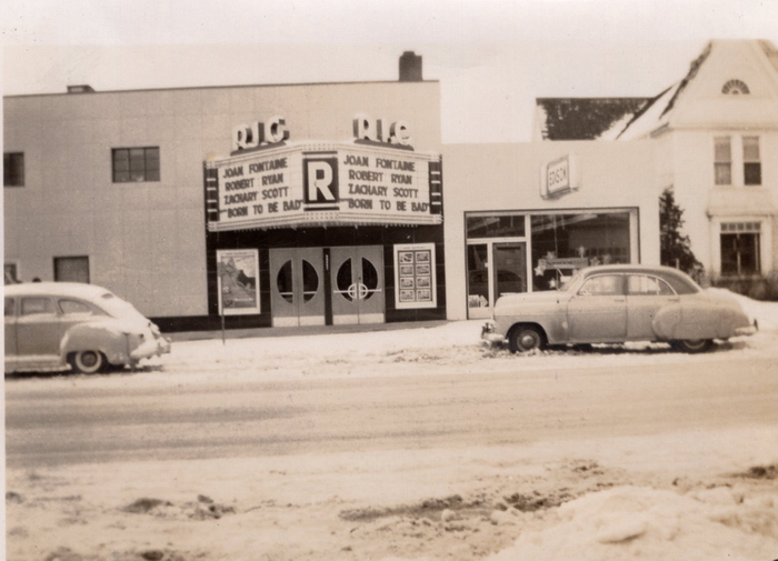 Ric Theater - RIC THEATRE RICHMOND MI IMAGE FROM I REMEMBER RICHMOND FACEBOOK PAGE 2021